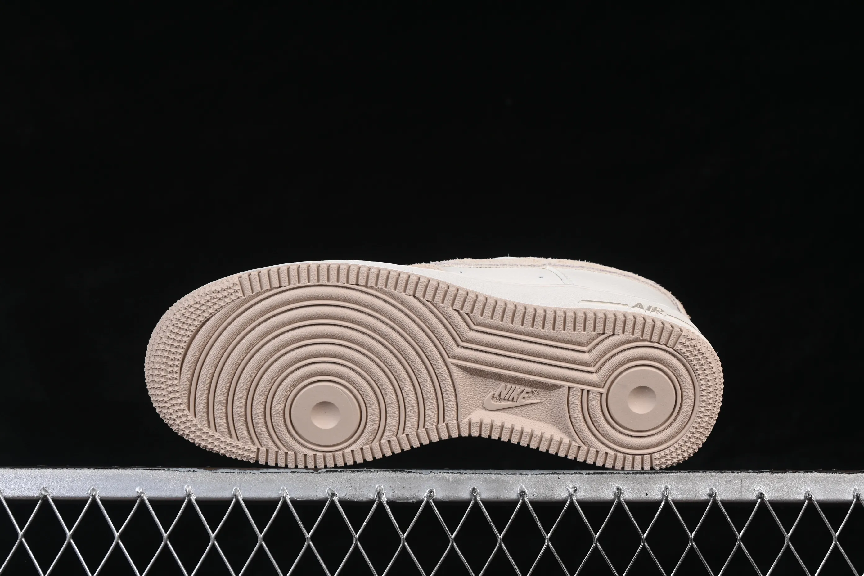 All categories Nk Air Force 1 Air Force series Nk Air Force 1 Low Air Force low-top Nike Air Force 1'07 Low Milky white light gray Air Force 1 low-top casual sneakers HQ3905-001